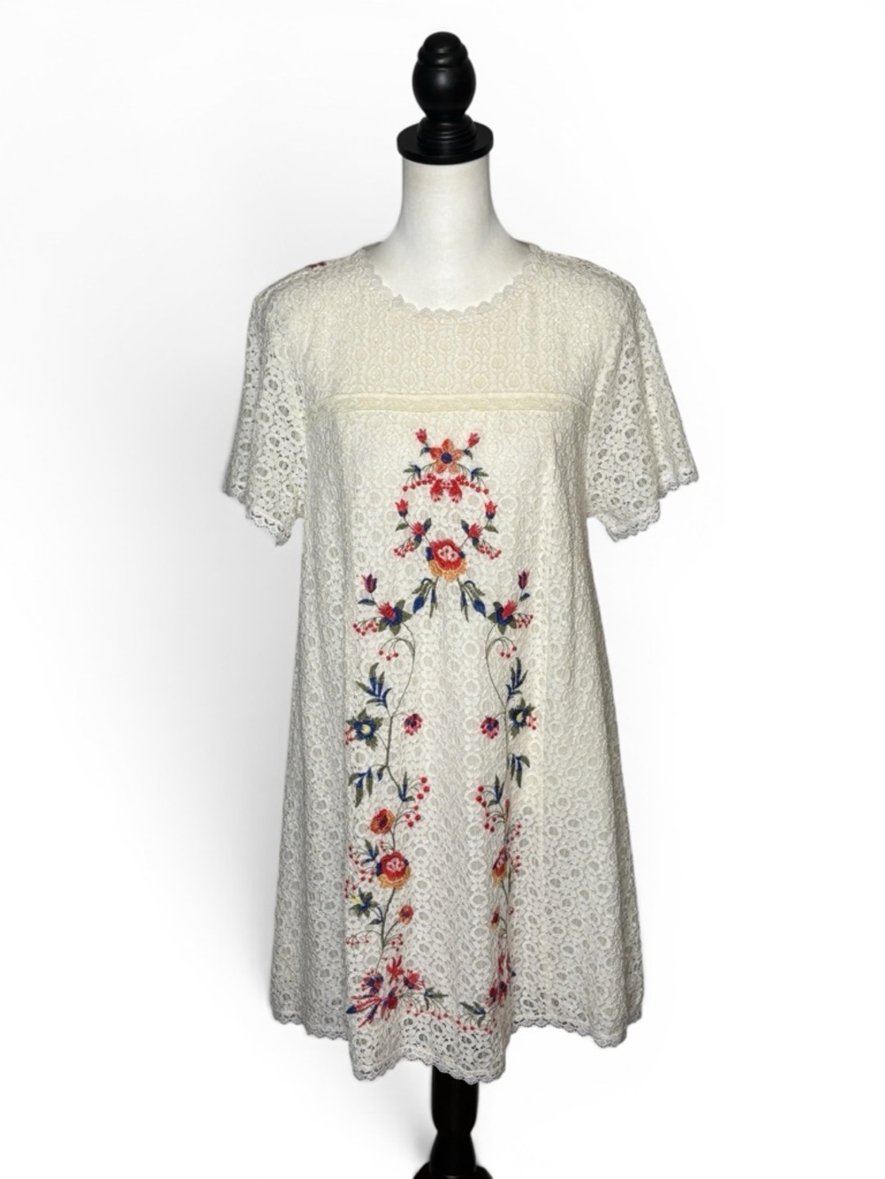 NWT Altar'd State White Lace Floral Embroidered Shift Dress • Size S